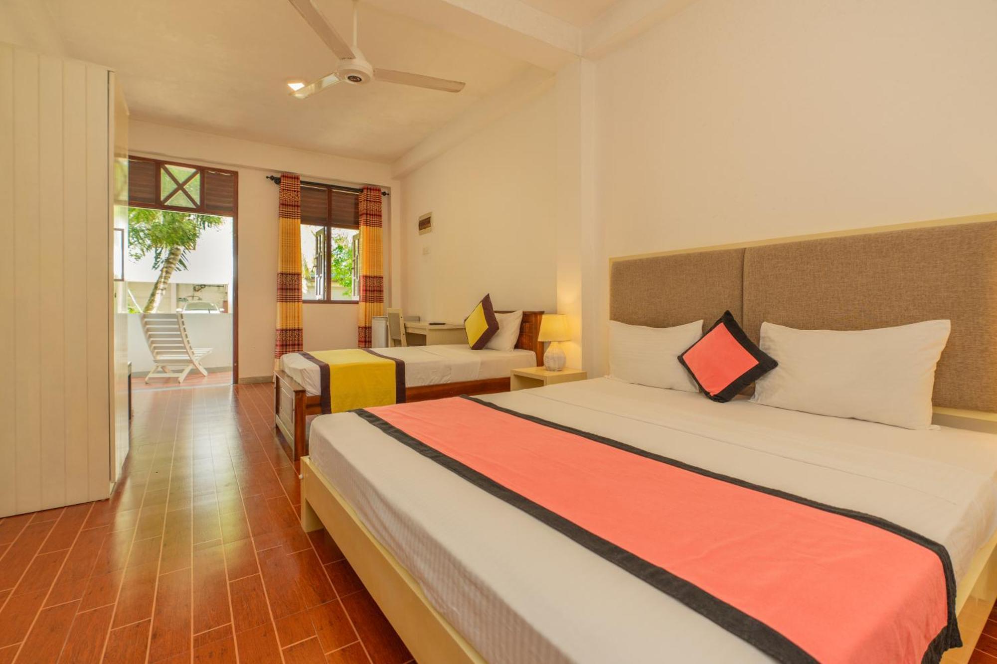 The Calm Of8 Hotel Unawatuna Luaran gambar