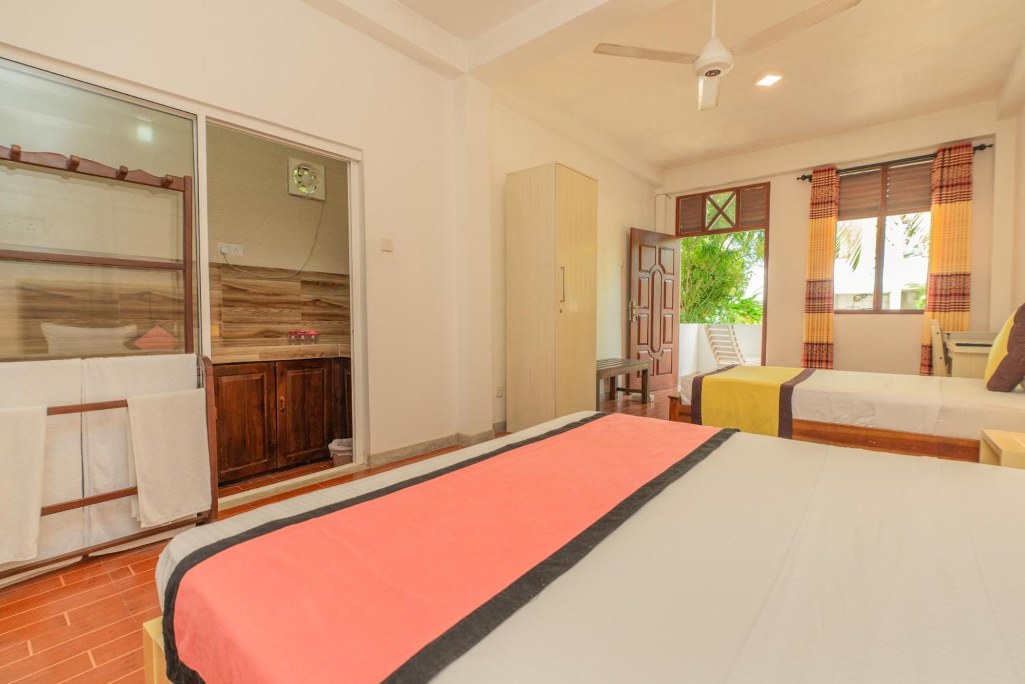 The Calm Of8 Hotel Unawatuna Luaran gambar