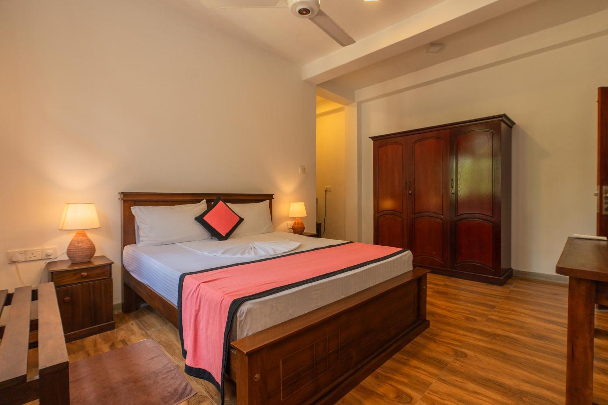 The Calm Of8 Hotel Unawatuna Luaran gambar
